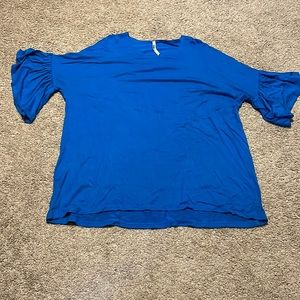 Blue ruffle short sleeve blouse